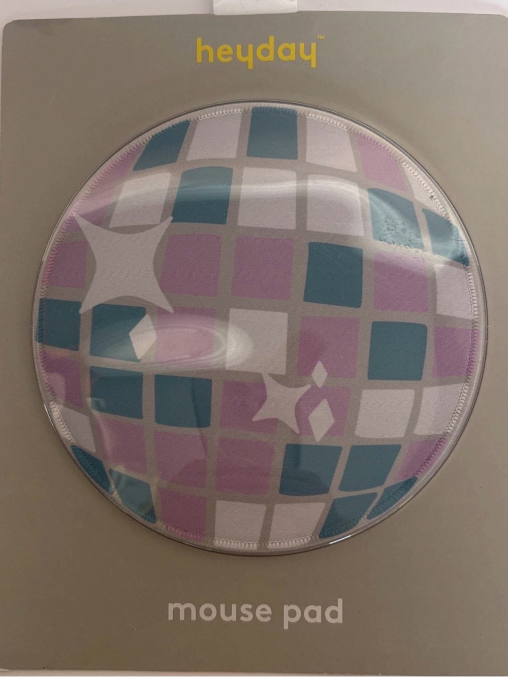 Mouse Pad on Display Packaging